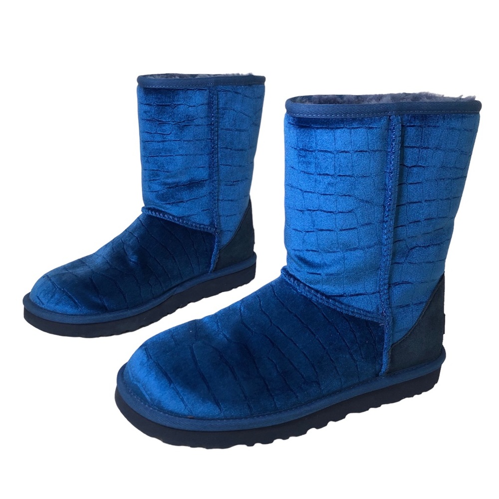 UGG Classic Short Boot Croc Fashion | Blue | Size 7 | Unisex